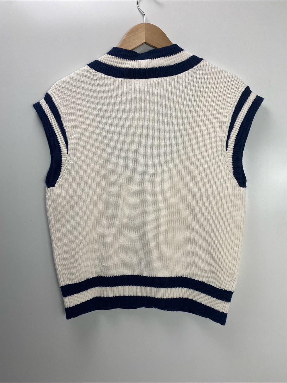 LOFT Sweater - Picture 5 of 7